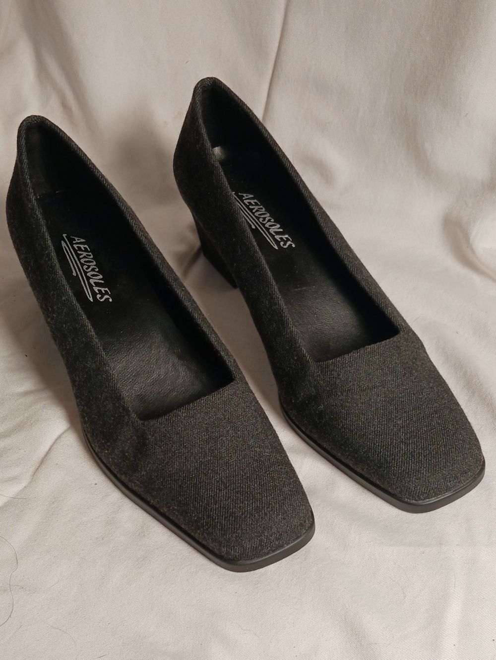 AEROSOLES Plaza Dark Gray Fabric/Denim Square-Toe Pumps NWOT